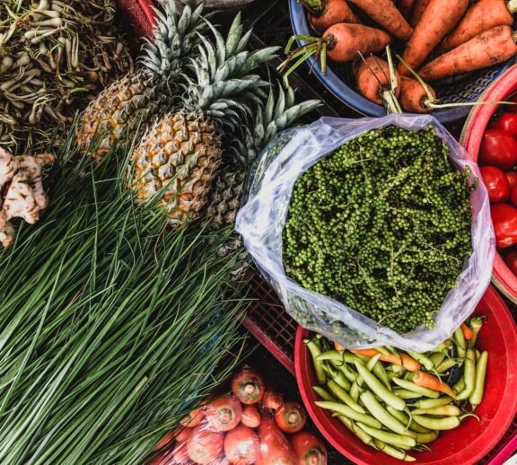 Fresh, high-quality vegetables, fruits, and herbs grown sustainably for local consumption and export.