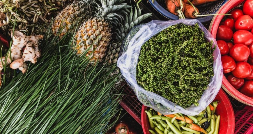 Fresh, high-quality vegetables, fruits, and herbs grown sustainably for local consumption and export.