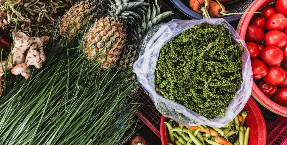 Fresh, high-quality vegetables, fruits, and herbs grown sustainably for local consumption and export.